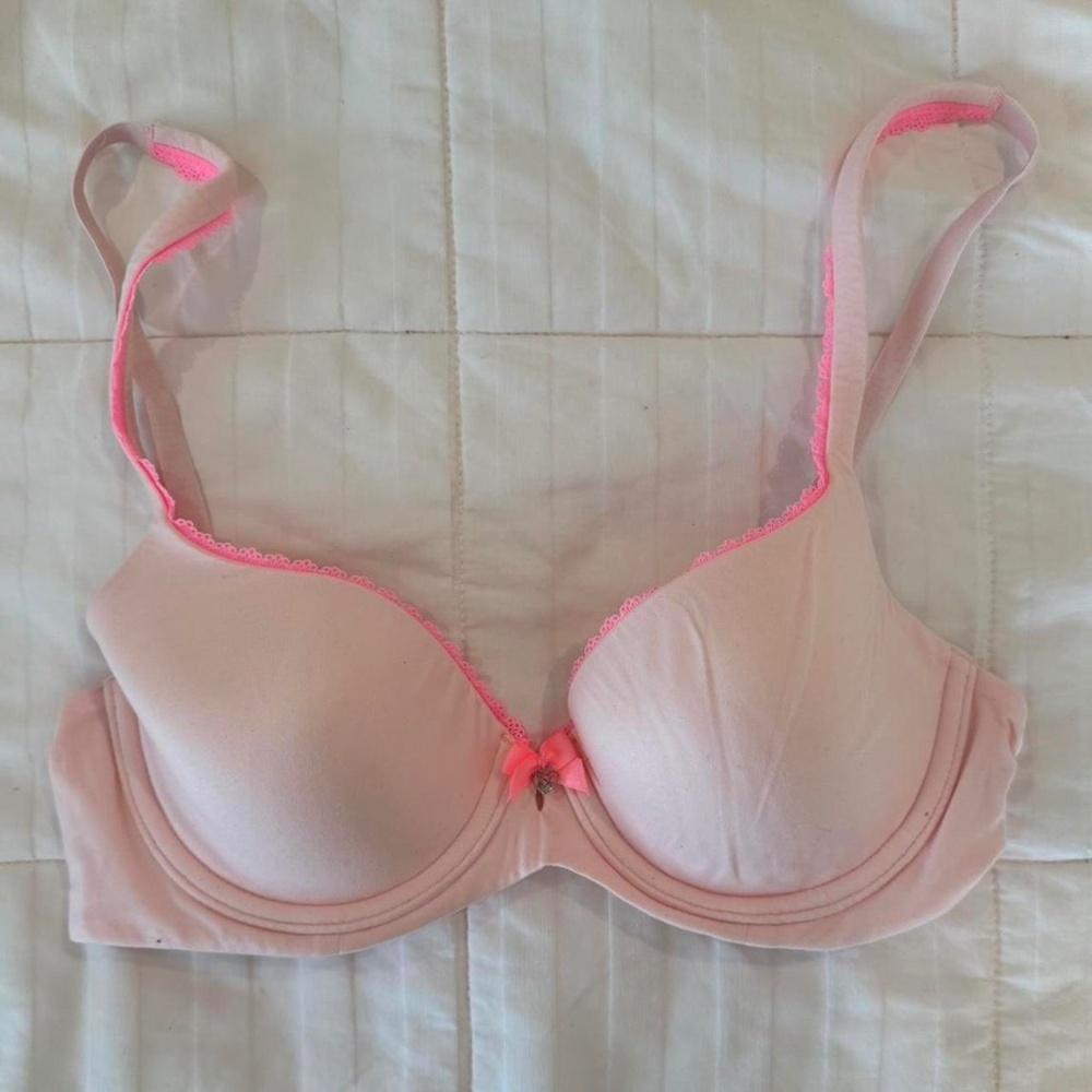 Victoria’s Secret Body by Victoria Lined Demi/Demi-Buste Doublé